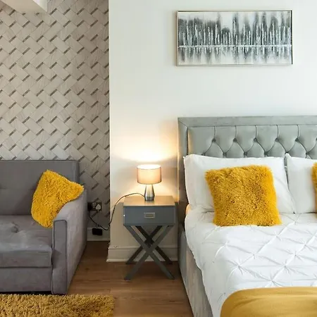 Spacious Studio For Up To 4! Sofa Bed London Exterior photo