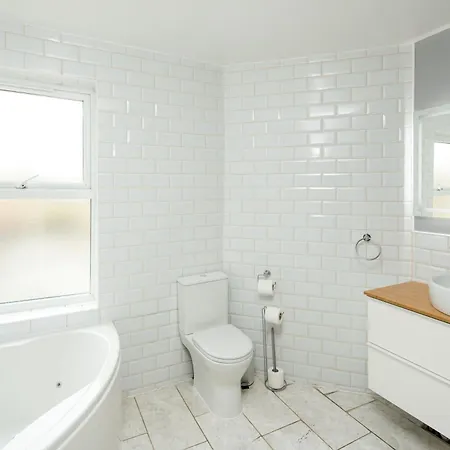Spacious Studio For Up To 4! Sofa Bed London Exterior photo